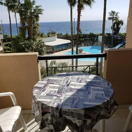 Le Bel Azur By Scls Locations Отель *